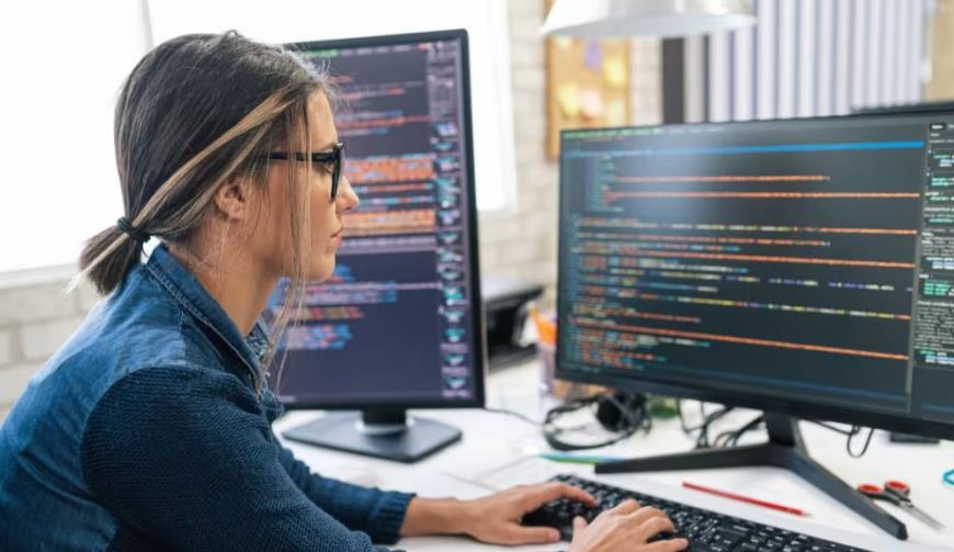 渝中区小程序开发公司：DevOps与BI工具生命周期管理的深度融合